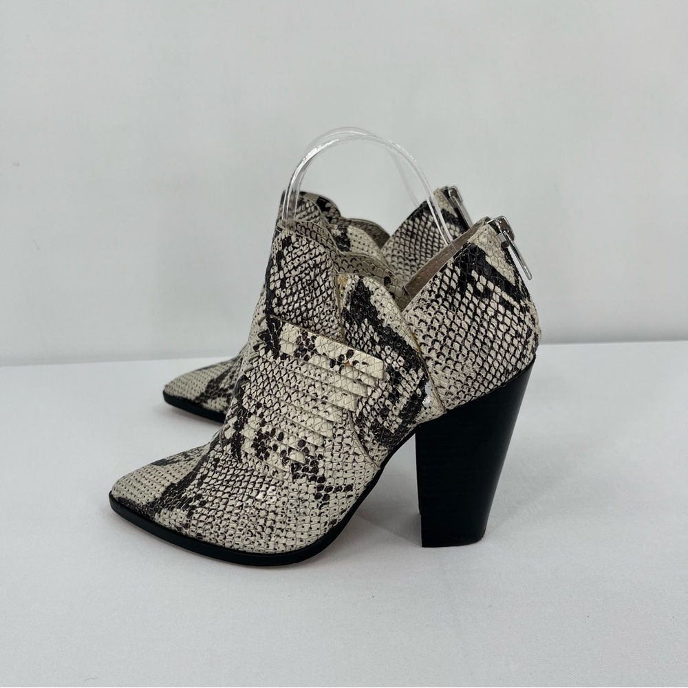 Snake print pointed toe block heel ankle booties 6.5 western cowgirl festival